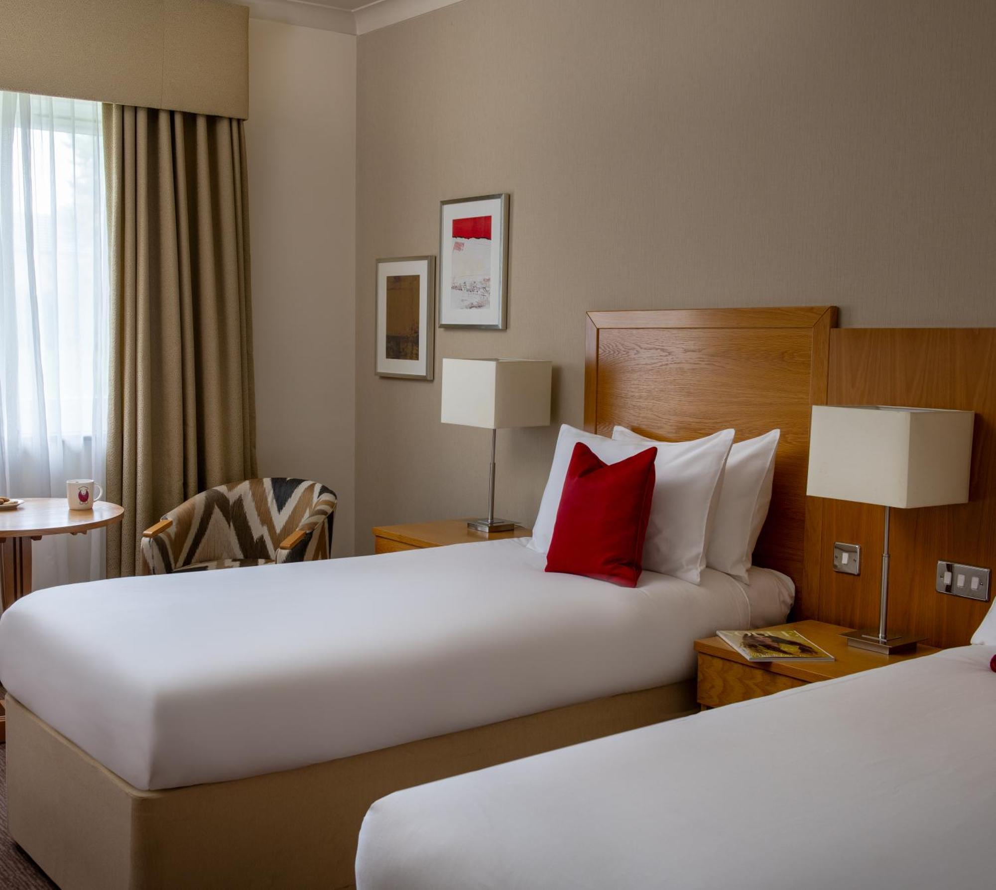 North Lakes Hotel And Spa เพนริท ภายนอก รูปภาพ